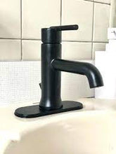 Load image into Gallery viewer, Delta One Handle Bathroom Faucet - Matte Black
